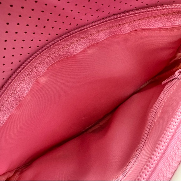 Roots Backpack pink 2000s sporty preppy athletic style 73 fuzzy logo zippers - Picture 8 of 14